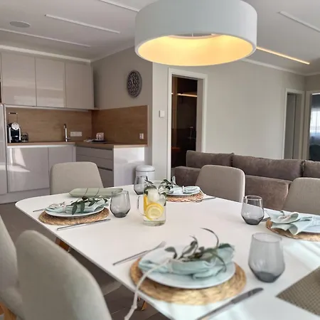 Apartment Baska, Exklusive Mit Poolarea In Baska, Krk - Kroatien