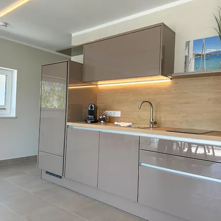 Baska, Exklusive Mit Poolarea In Baska, Krk - Kroatien *