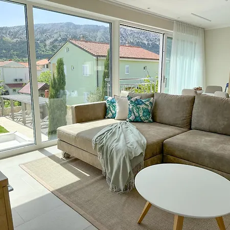 Apartment Baska, Exklusive Mit Poolarea In Baska, Krk - Kroatien *