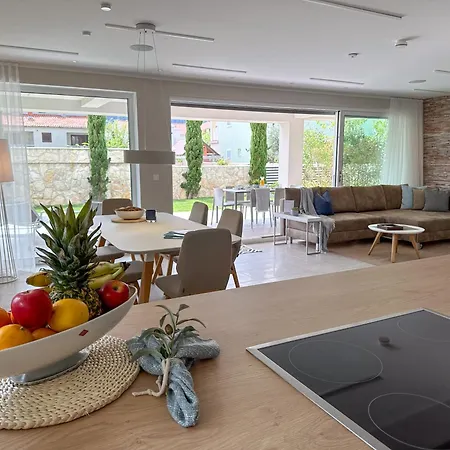 Baska, Exklusive Mit Poolarea In Baska, Krk - Kroatien