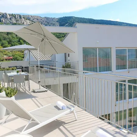 Baska, Exklusive Mit Poolarea In Baska, Krk - Kroatien Башка