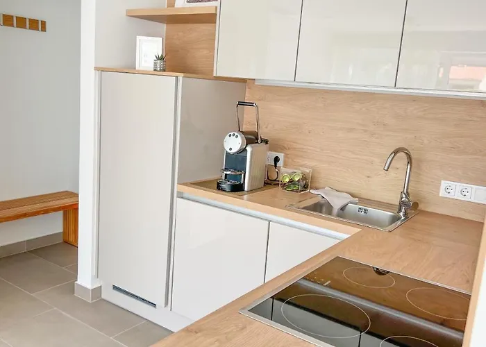 Apartment Baska, Exklusive Mit Poolarea In Baska, Krk - Kroatien Baska (Krk)