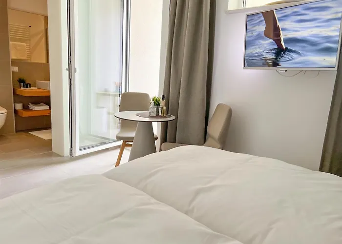 Baska, Exklusive Mit Poolarea In Baska, Krk - Kroatien * Baska (Krk)