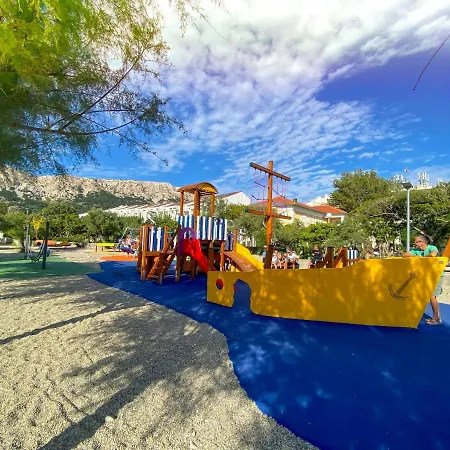 Baska, Exklusive Mit Poolarea In Baska, Krk - Kroatien * 巴斯卡