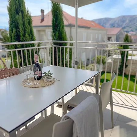 Baska, Exklusive Mit Poolarea In Baska, Krk - Kroatien Apartamento Baška