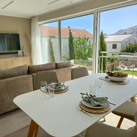 Baska, Exklusive Mit Poolarea In Baska, Krk - Kroatien Apartman Baška