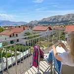 Baska, Exklusive Mit Poolarea In Baska, Krk - Kroatien Апартаменты Башка