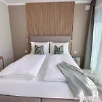 Baska, Exklusive Mit Poolarea In Baska, Krk - Kroatien Апартаменты *