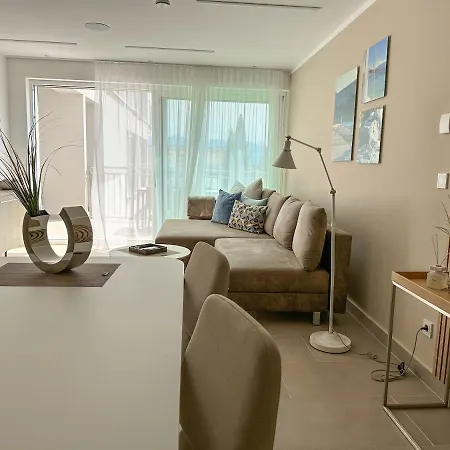 Apartment Baska, Exklusive Mit Poolarea In Baska, Krk - Kroatien *